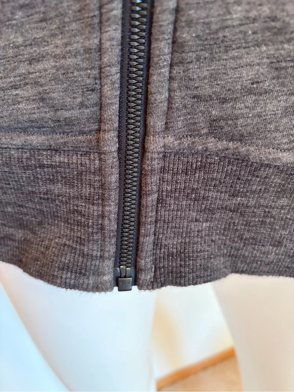 #790 Lululemon Huddle & Hustle Heathered Core Dark Grey, High Collar Jacket